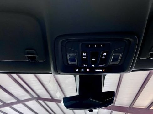 Used 2019 GMC Sierra 1500 Denali w/ Denali Ultimate Package AWD/4WD image 34