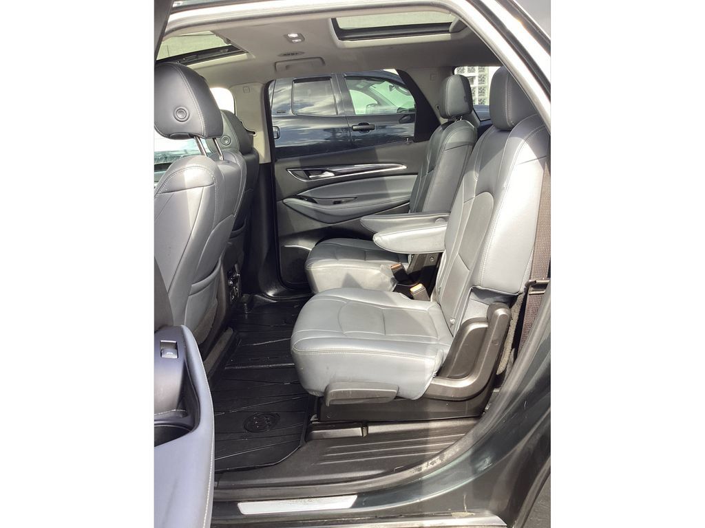 Used 2020 Buick Enclave Essence w/ Sound and Sites Package AWD/4WD image 13