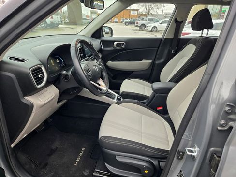 Certified 2023 Hyundai Venue SEL image 27