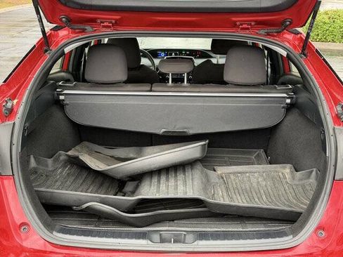 Used 2022 Toyota Prius LE image 22