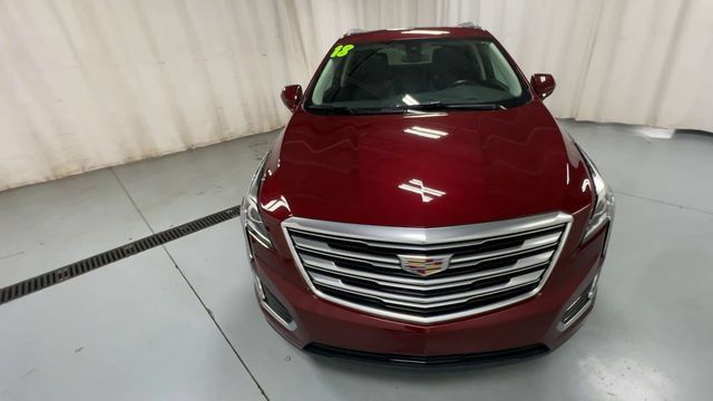 Used 2018 Cadillac XT5 Luxury w/ Driver Awareness Package FWD image 3