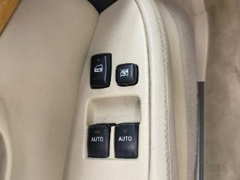 Used 2002 Lexus SC 430 Convertible RWD image 15
