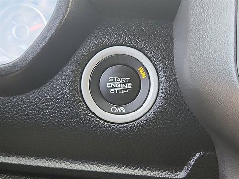 Used 2020 RAM 1500 Big Horn image 14