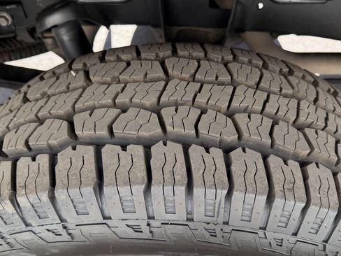 Used 2017 Toyota Tundra SR5 image 21