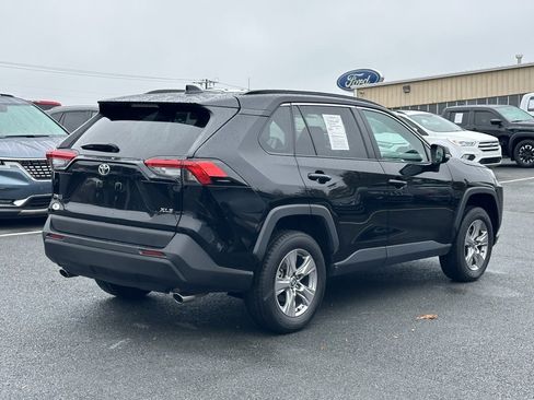 Used 2023 Toyota RAV4 XLE image 8