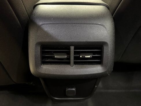 Used 2018 Chevrolet Equinox LT image 25