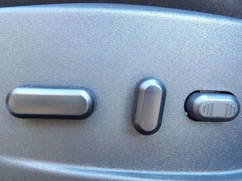 Used 2019 Ford Escape Titanium image 14