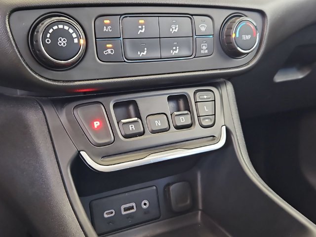 Used 2021 GMC Terrain SLE FWD image 19