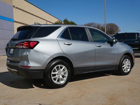 Used 2024 Chevrolet Equinox LT image 7