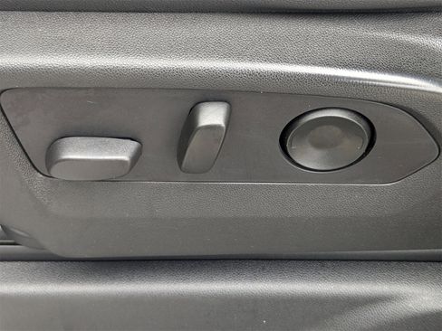 Used 2021 Chevrolet Tahoe RST w/ Luxury Package image 23