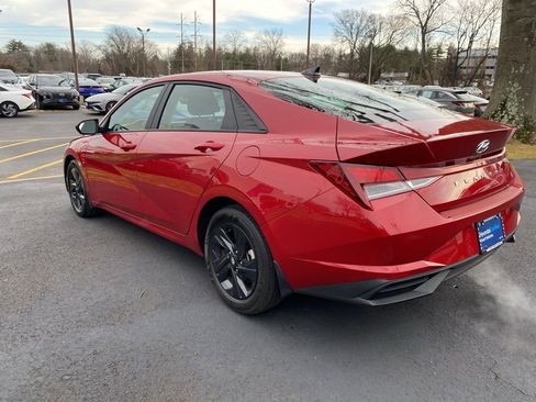 Certified 2023 Hyundai Elantra SEL image 8