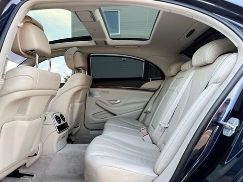 Used 2017 Mercedes-Benz S 550 4MATIC Sedan image 30