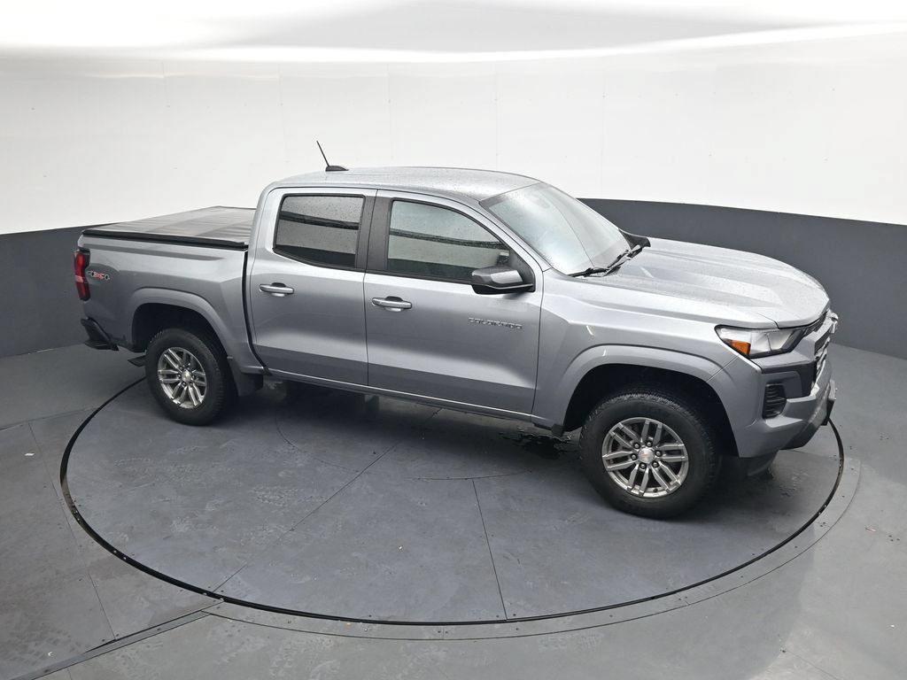 Used 2023 Chevrolet Colorado LT AWD/4WD image 28