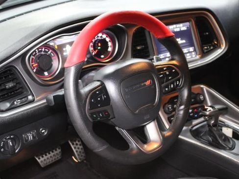 Used 2019 Dodge Challenger R/T Scat Pack RWD image 16