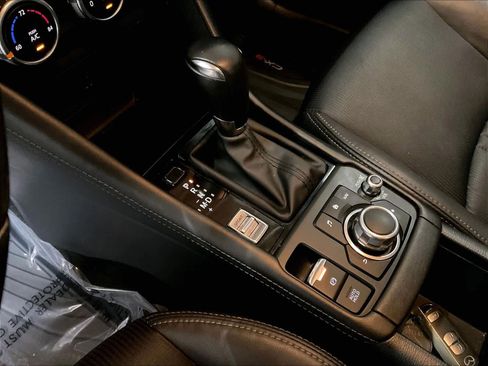 Used 2019 MAZDA CX-3 Touring image 18