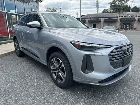 New 2025 Audi Q5 2.0T Premium image 7