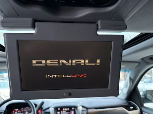 Used 2015 GMC Yukon XL Denali w/ Premium Package image 31