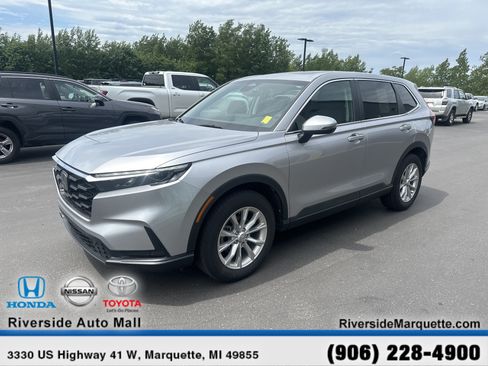 Used 2025 Honda CR-V EX-L image 3
