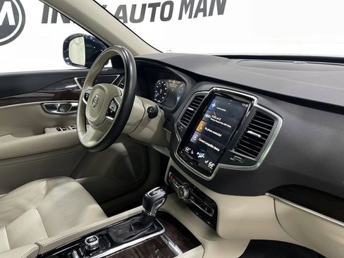 Used 2019 Volvo XC90 T6 Momentum image 21