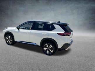 Used 2023 Nissan Rogue Platinum AWD/4WD video 3