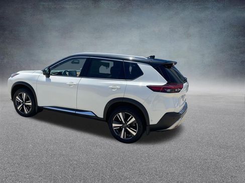 Used 2023 Nissan Rogue Platinum AWD/4WD image 3
