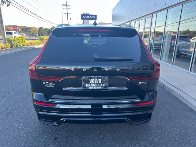 Used 2026 Volvo XC60 B5 Plus AWD/4WD image 4
