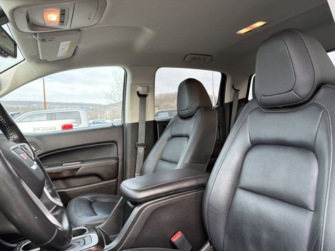 Used 2017 GMC Canyon SLT w/ Driver Alert Package image 27