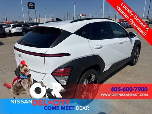 Used 2025 Hyundai Kona SEL FWD image 5