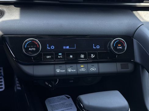 New 2026 Hyundai Elantra Sport w/ Cargo Package FWD image 21