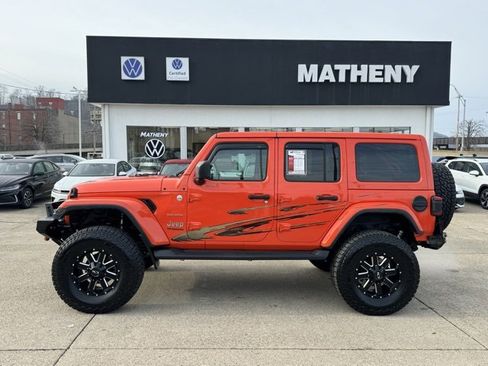 Used 2018 Jeep Wrangler Unlimited Sahara w/ Safety Group image 2