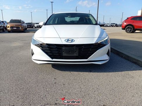 Used 2022 Hyundai Elantra SEL w/ Convenience Package image 14