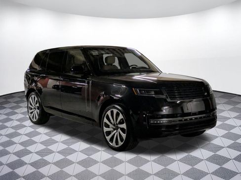 New 2026 Land Rover Range Rover Long Wheelbase SE AWD/4WD image 7
