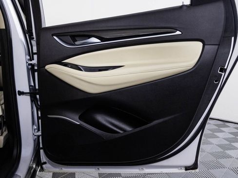 Used 2022 Buick Enclave Premium w/ Experience Buick Package image 38