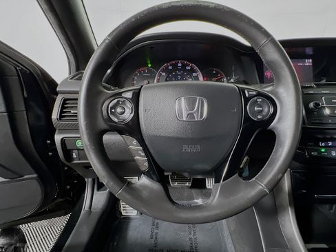 Used 2016 Honda Accord Sport image 18