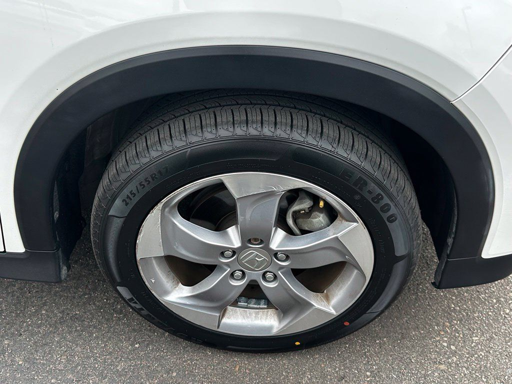 Used 2017 Honda HR-V LX image 13