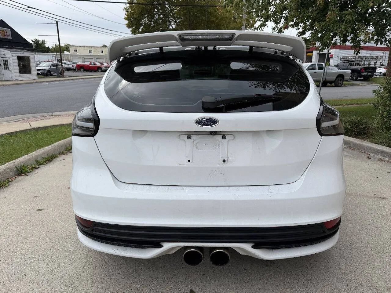 Used 2018 Ford Focus ST w/ Equipment Group 401A FWD image 7