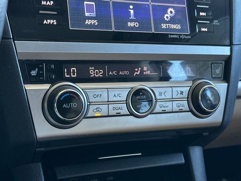 Used 2017 Subaru Outback 2.5i Limited image 21