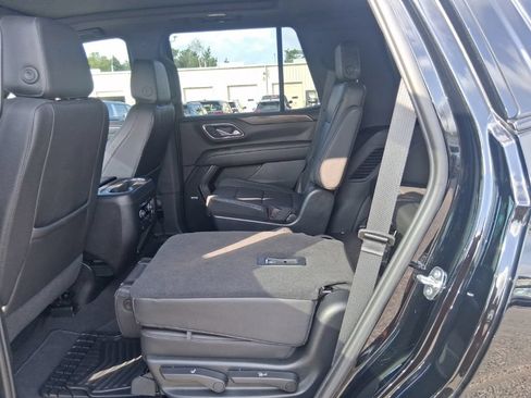 Used 2023 Chevrolet Tahoe Z71 w/ Luxury Package AWD/4WD image 19