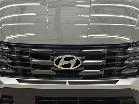 Used 2025 Hyundai Tucson SE AWD/4WD image 5