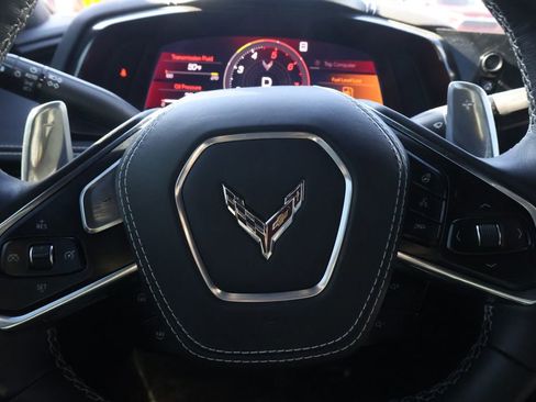 Used 2022 Chevrolet Corvette Stingray Premium Cpe w/ Z51 Performance Package image 20