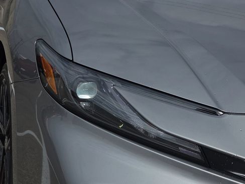 New 2026 Toyota Camry SE FWD image 8