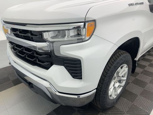 New 2026 Chevrolet Silverado 1500 LT image 11