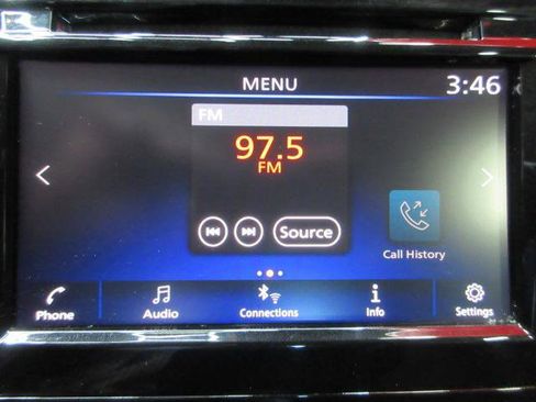 Used 2020 Nissan Rogue S image 25