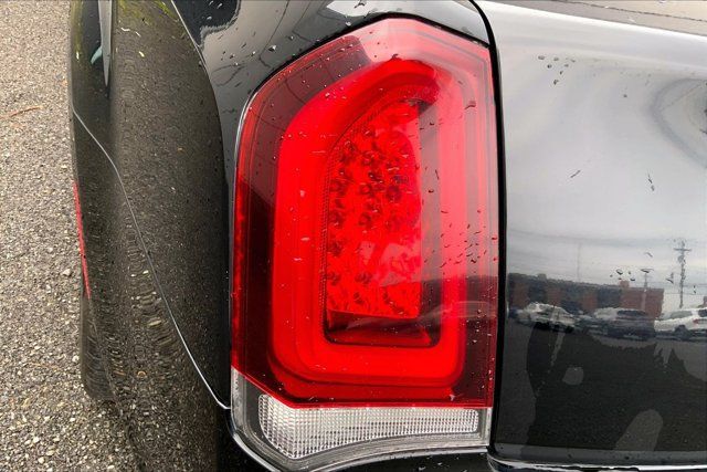 Used 2019 Chrysler 300 S RWD image 27
