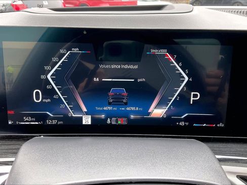 Used 2024 BMW X5 xDrive40i w/ Executive Package image 27