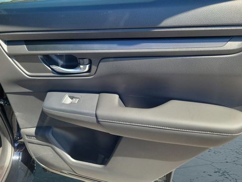 Certified 2025 Honda CR-V EX image 19