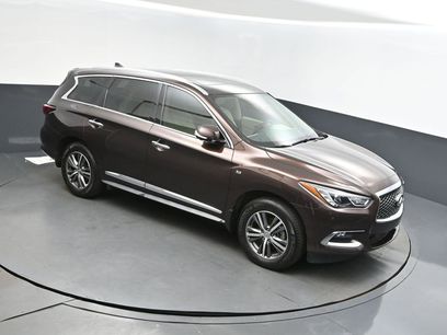 Used 2020 INFINITI QX60 Luxe w/ Essential Package