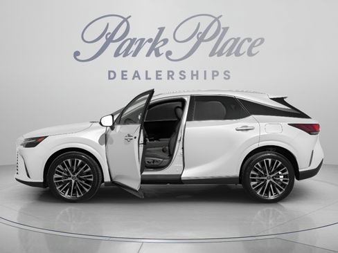 Used 2025 Lexus RX 350 Premium w/ Accessory Package (Z1) FWD image 2