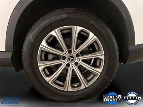 Used 2024 Mercedes-Benz GLC 300 image 22