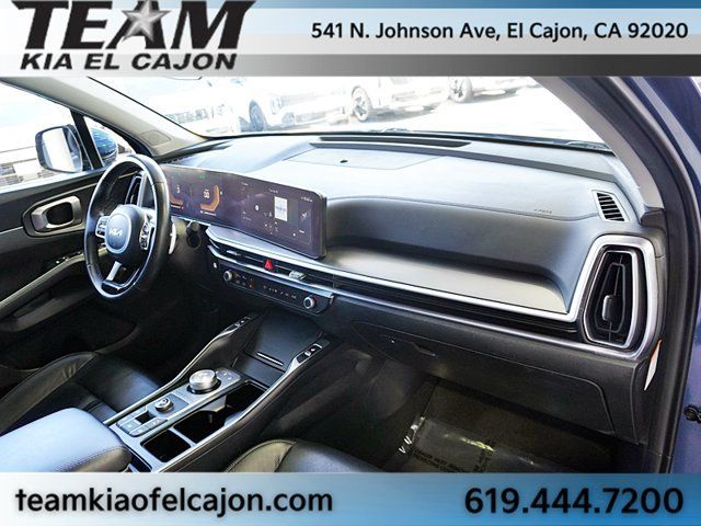 Certified 2025 Kia Sorento EX FWD image 11